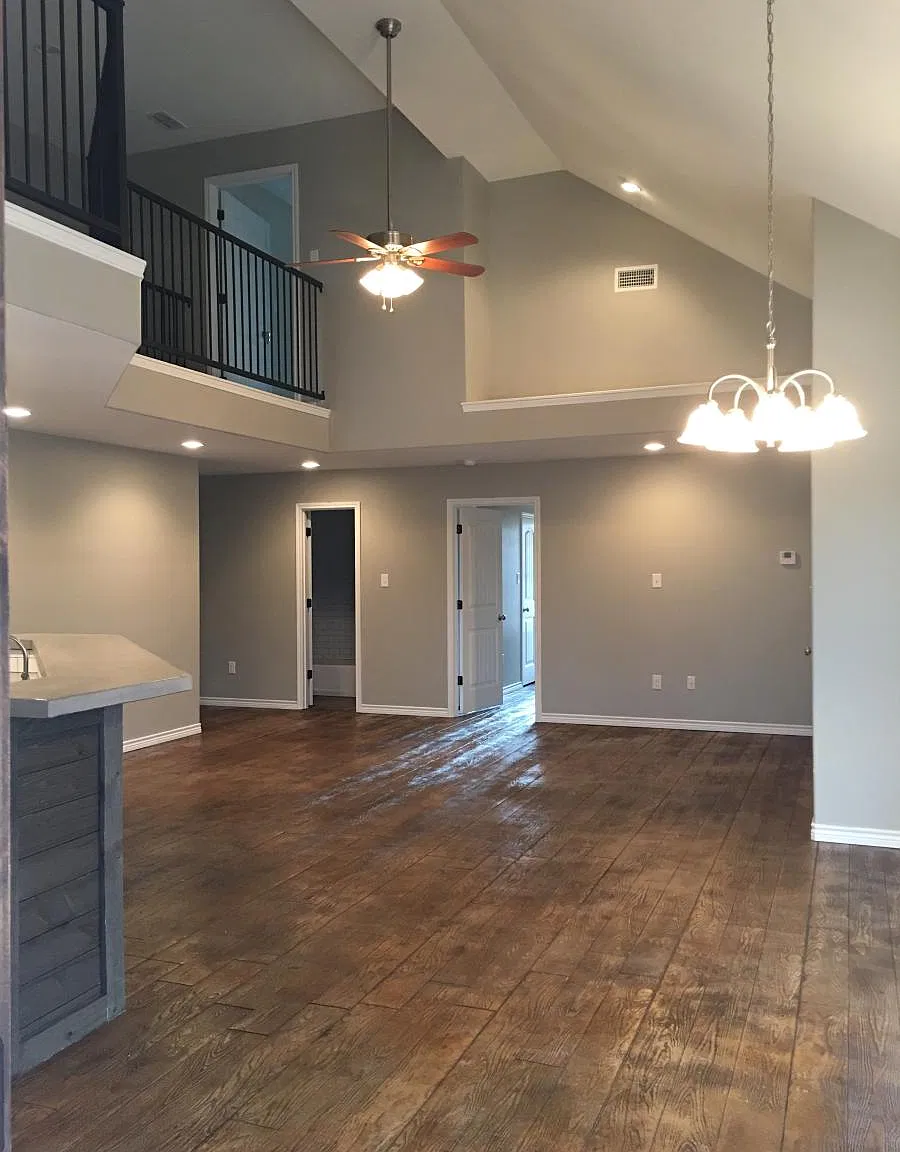 105 County Road 337 — Photo 2