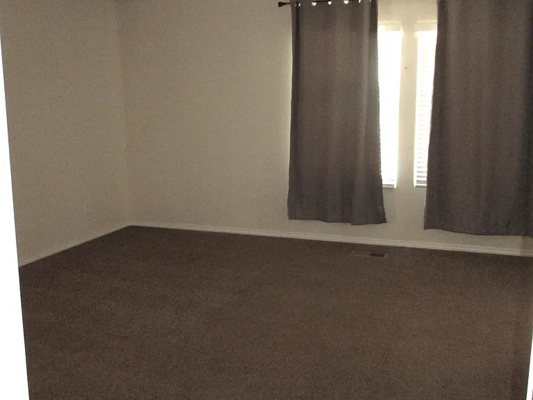 2432 Violeta Cir SE — Photo 11