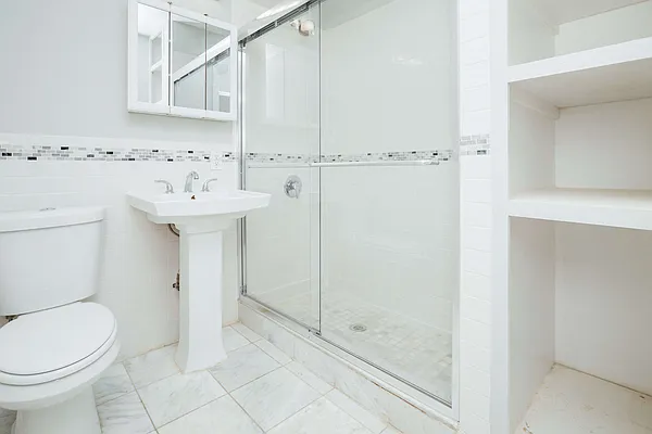 Rented by Nooklyn NYC LLC | media 15