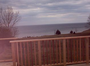 2951 W Lake Rd, Wilson, NY 14172