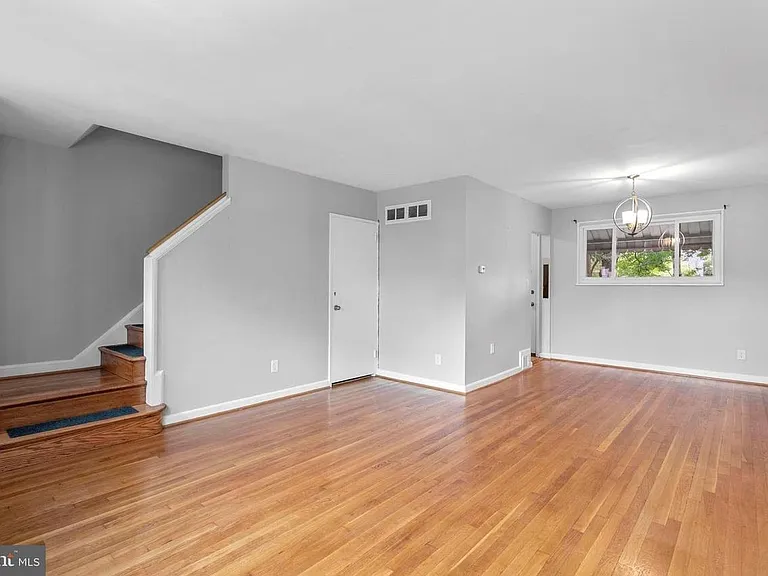 5810 33rd Pl — Photo 9