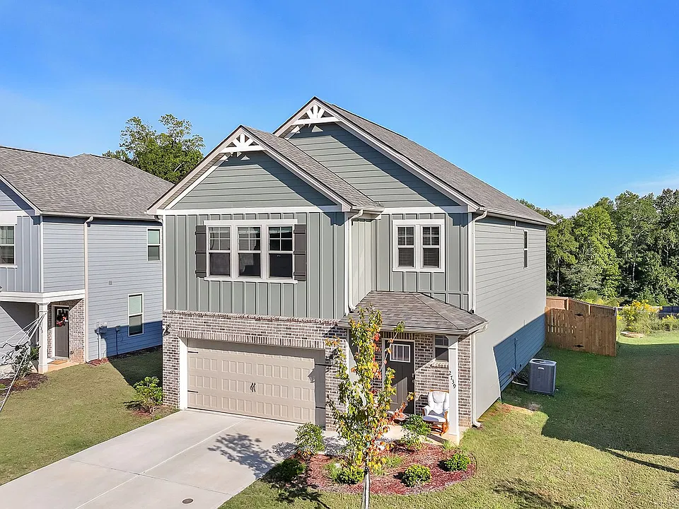 2739 Jansen Ave