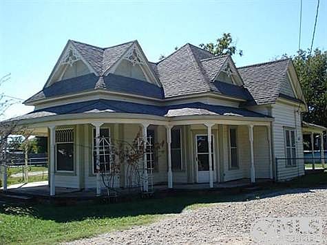 3rd image of 104 Gafford St