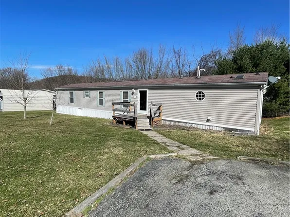 604 Deana Way, Rochester, PA 15074