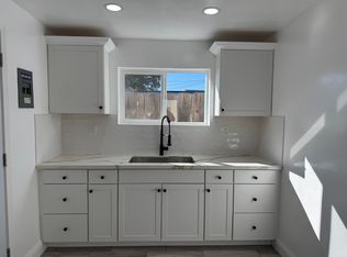 1136 N Sanborn Rd #2, Salinas, CA 93905