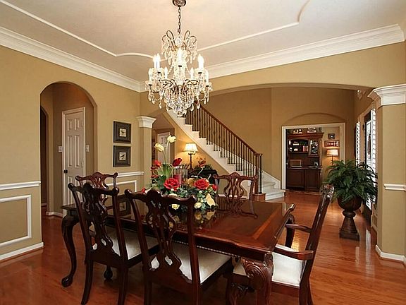 Sparkling Chandelier Adds Elegance to every meal you serve