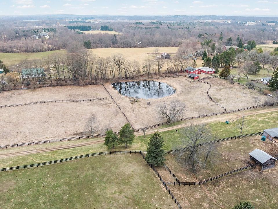 1st image of 1261 Brauer Rd