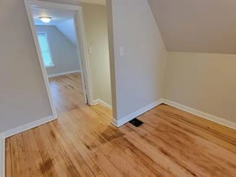 1316 Baxter Ave — Photo 26
