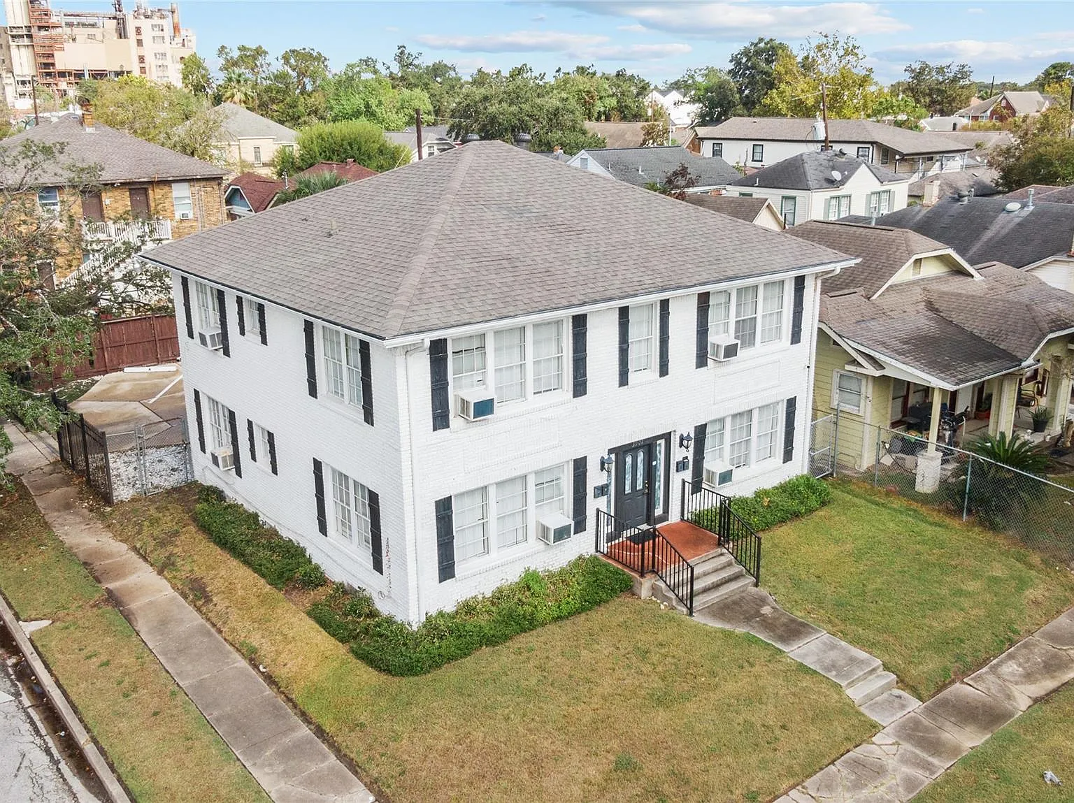 1 bed, 1.0 bath, 500 sqft, $1,500 — Photo 3