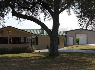 1345 Reynolds Rd, Beaumont, TX 77707