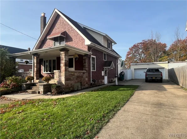 632 37th St, Niagara Falls, NY 14301