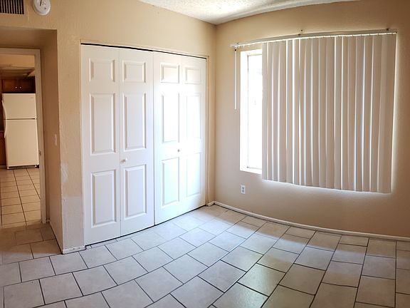 3rd image of 2439 E Waltann Ln APT 3