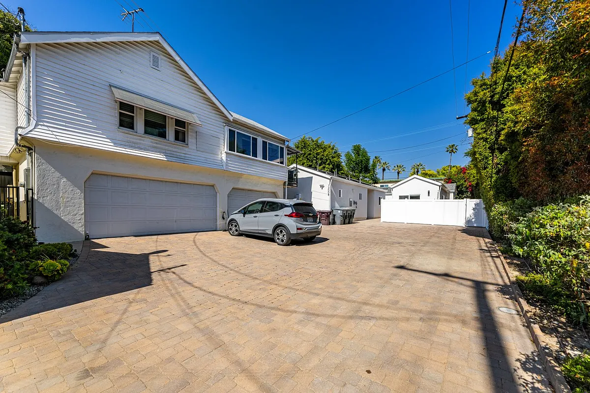 Building Photo - 1300 Dorothy Dr #C