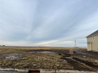 1105 Fifield Rd, Pella, IA 50219