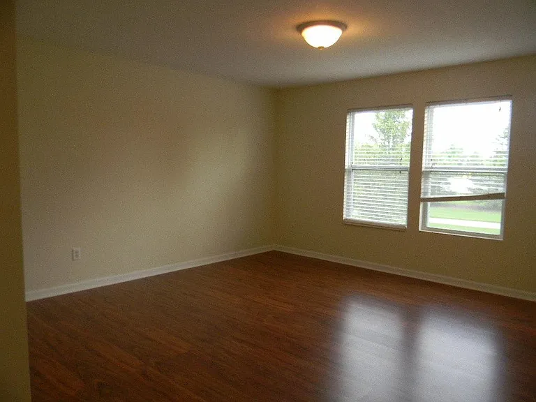 1016 Odell Farm Ln — Photo 6