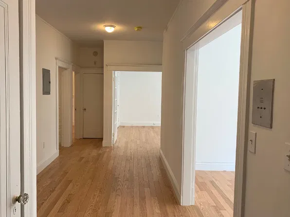 73 Winchester St #4, Brookline, MA 02446