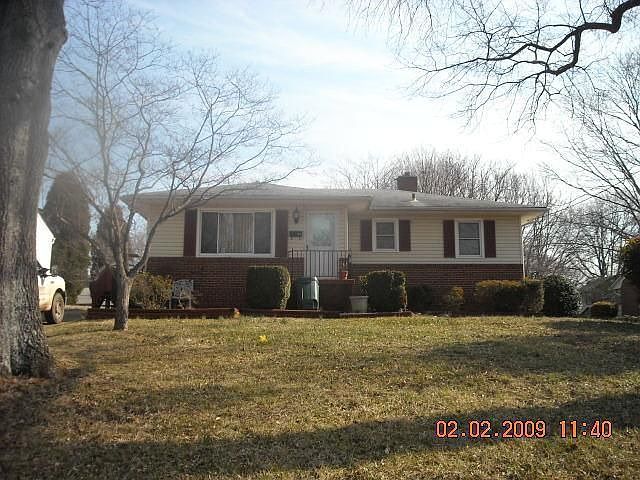 1st image of 2537 Lewis St