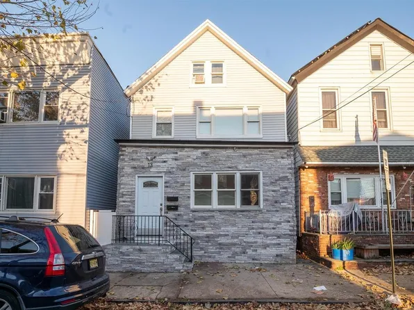13 Meadow Street image 1 of 16