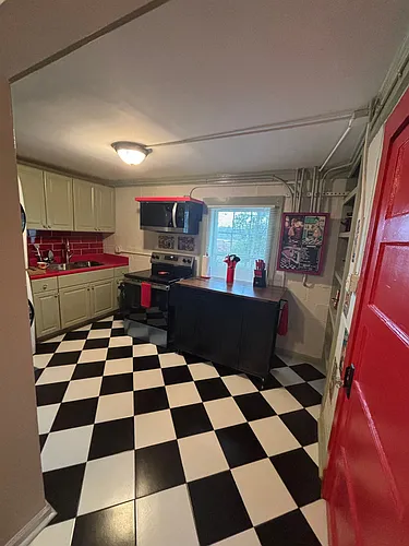 360 Rogers Ave #B Photo 1