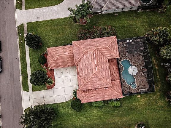 4th image of 1080 Walnut Woods Pl