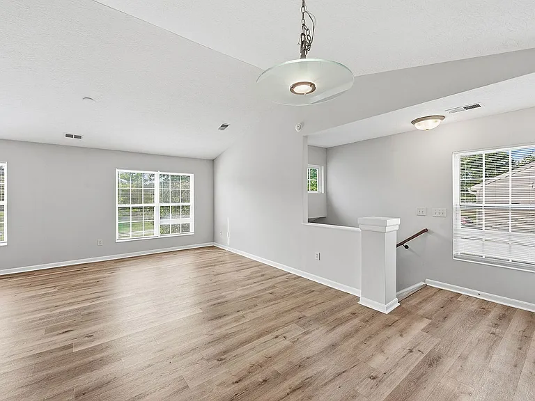 6823 Cloudscape Way — Photo 6