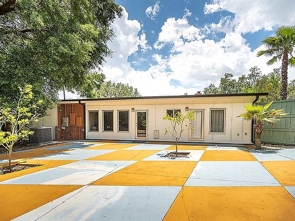 patio on the side of house