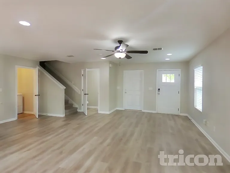 754 Libra St — Photo 2