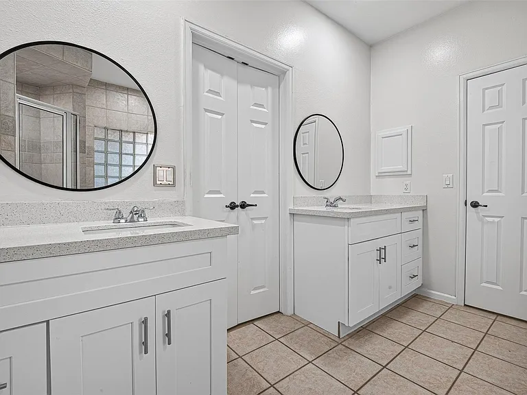 5410 Rose St — Photo 30