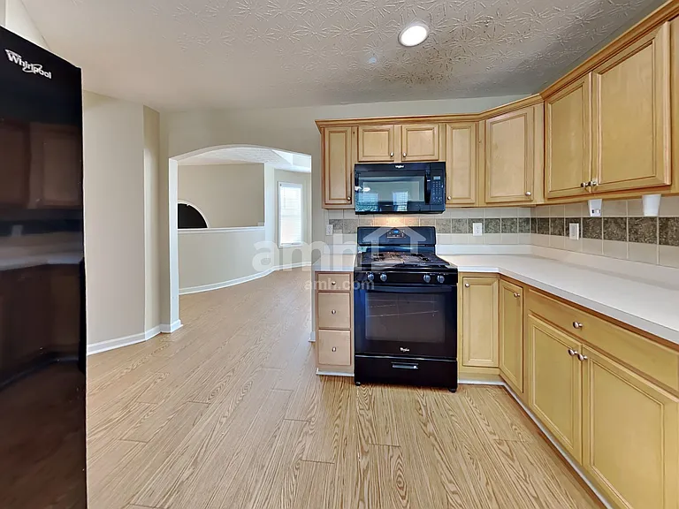 51 Wayne Meadows Ct — Photo 6