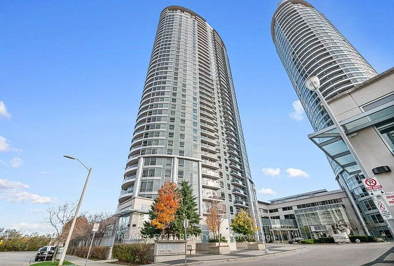 135 Village Green Sq #198