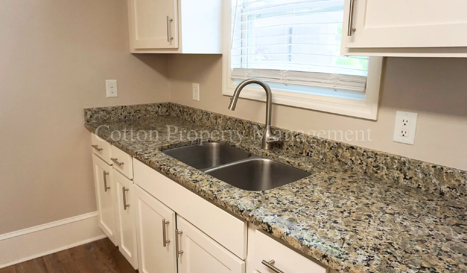 4 bed, 2.0 bath, 1150 sqft, $1,750 — Photo 4