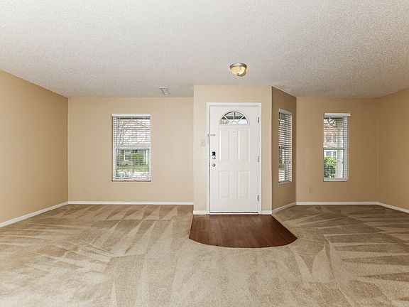 5th image of 12219 Maize Dr