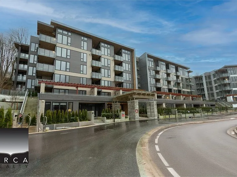 1500 Scott Cres #406 — Photo 1