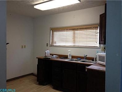 3rd image of 1226 Elderwood Ave