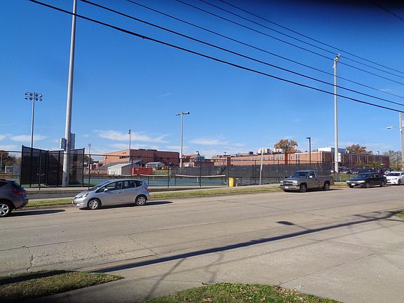 2nd image of 1000 N 7th St #A