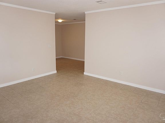 3rd image of 1155 N Webster Dr