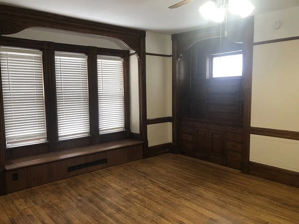362 W Church St — Photo 3