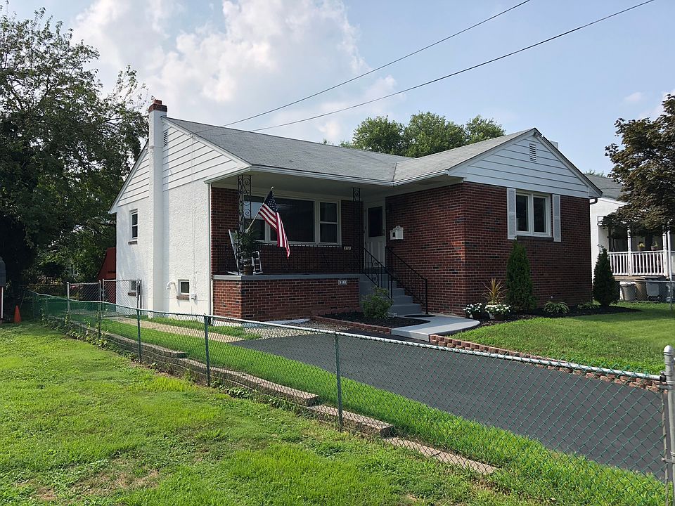 Brick & Stucco, new windows