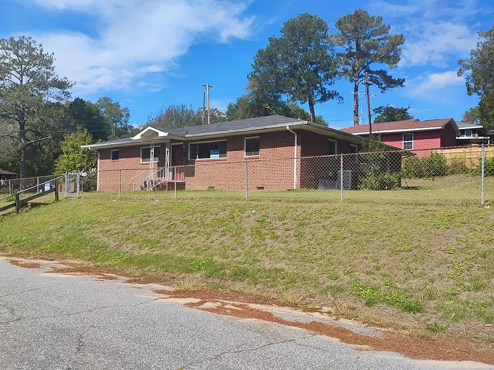 3507 Matilda Ln
