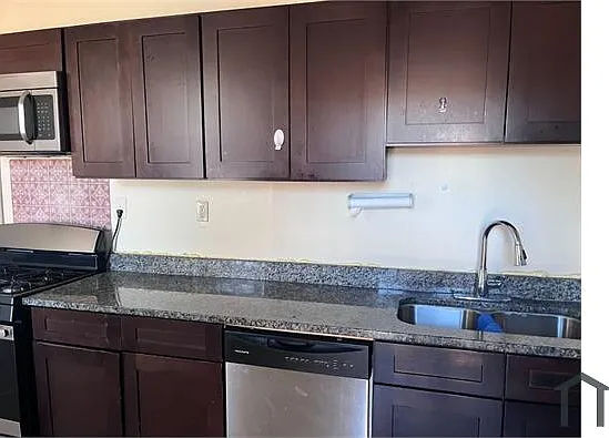 7119 S Merrill Ave #3S — Photo 1