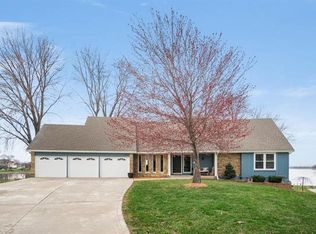5033 SW Mallard Point, Lees Summit, MO 64082