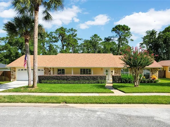 215 Hickory Dr, Longwood, FL 32779