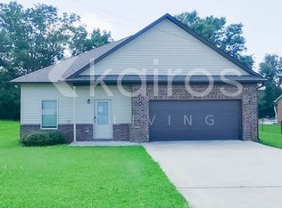 165 Maple Leaf Dr, Lincoln, AL 35096