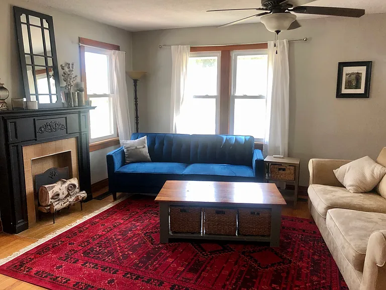 Living/TV room