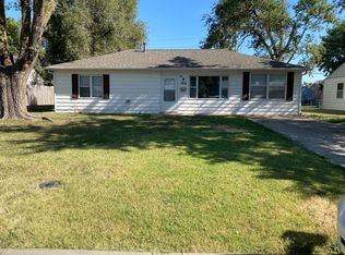 1416 Arapahoe Ave, Salina, KS 67401