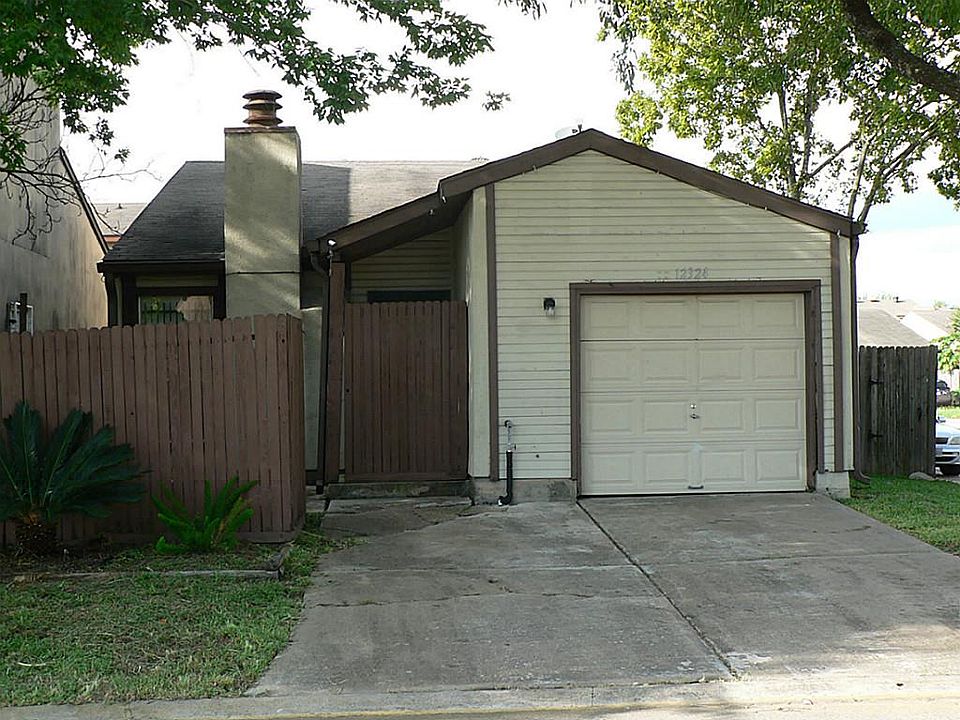1st image of 12324 Crest Lake Dr