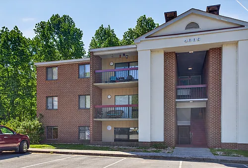 4008 Governors Sq #1 Photo 1