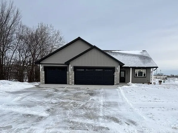 W6596 E Steamboat Ln, Appleton, WI 54915