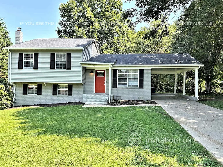 112 Rockledge Dr — Photo 2