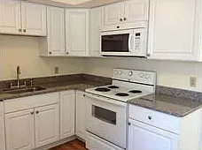 27 Weaver Ave #A — Photo 6